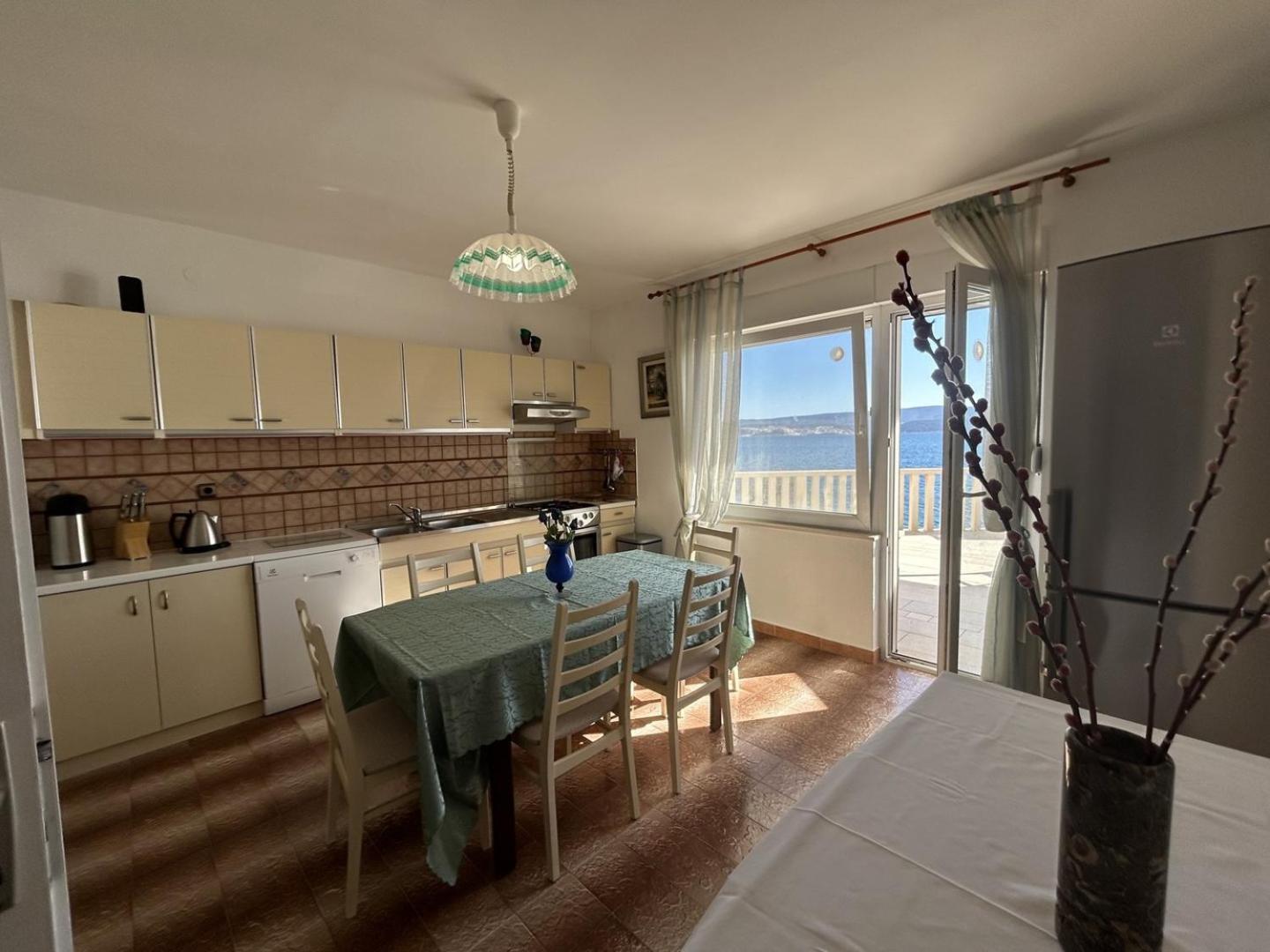 Azure Apartments By The Sea Near City Omiš Exterior foto