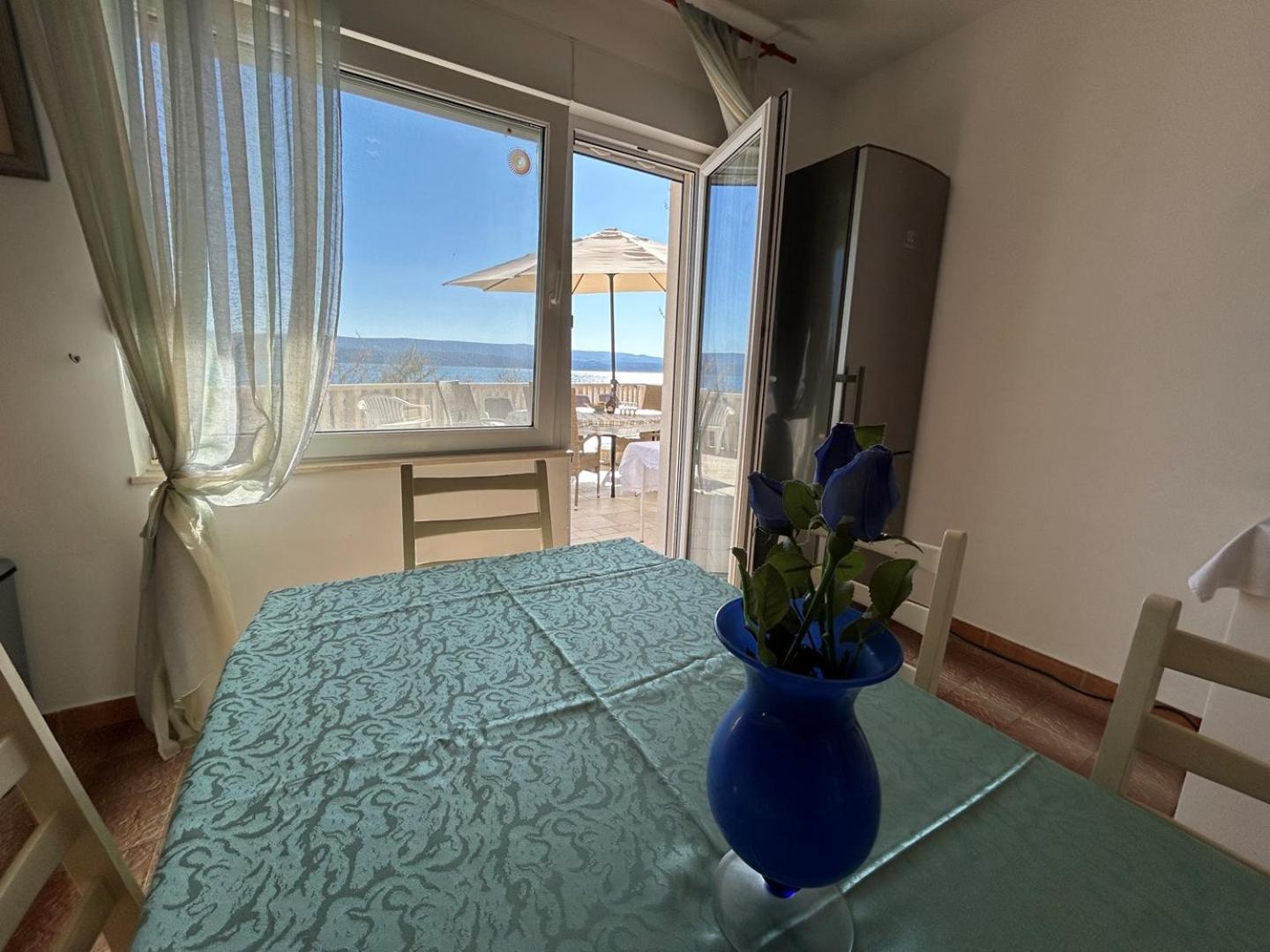 Azure Apartments By The Sea Near City Omiš Exterior foto